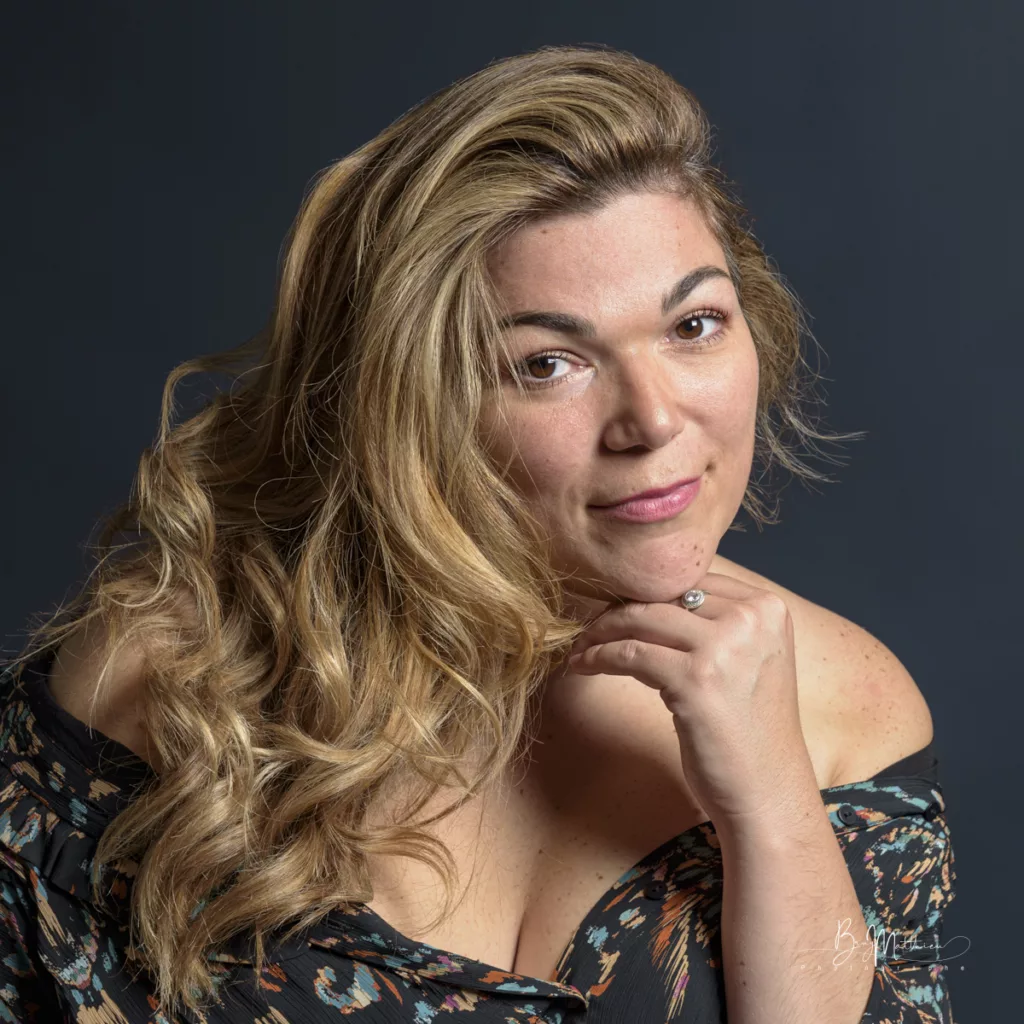 Portrait de femme en studio à Agen