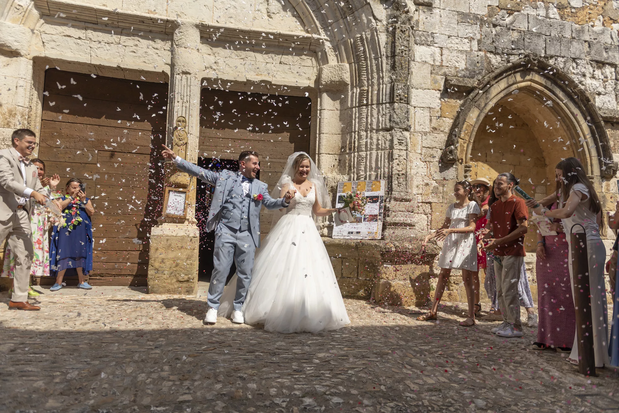 mariage Monpazier préparatifs / cérémonie / banquet