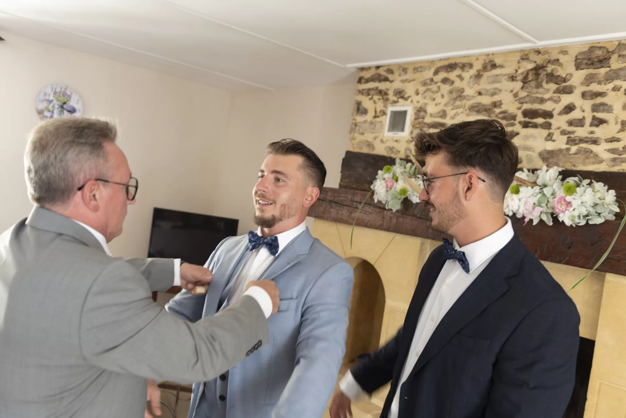 mariage Monpazier préparatifs / cérémonie / banquet
